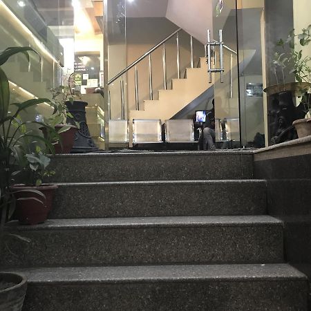 Hotel Vintage Inn Ню Делхи Екстериор снимка