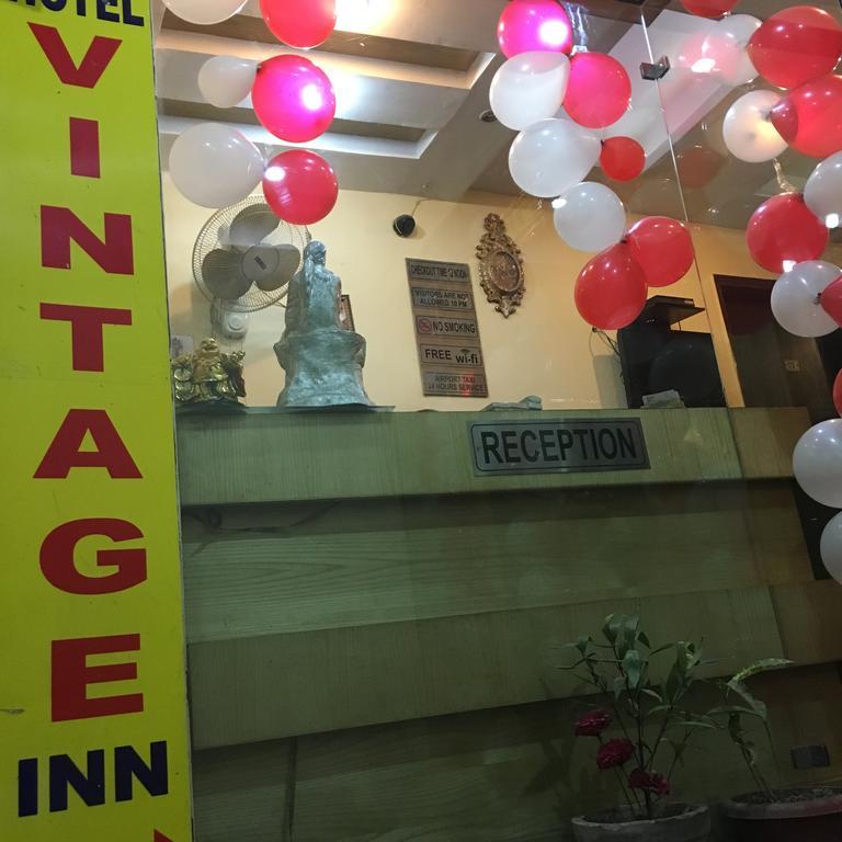 Hotel Vintage Inn Ню Делхи Екстериор снимка
